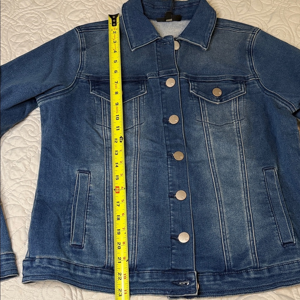 NWT Diane Gilman Blue Denim Jacket with stretch. - Picture 10 of 11